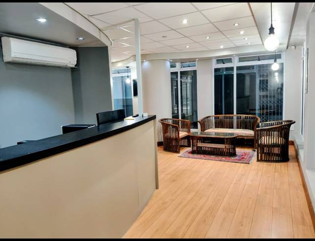 84M² OFFICE FOR SALE IN JEFFREYS BAY CENTRAL